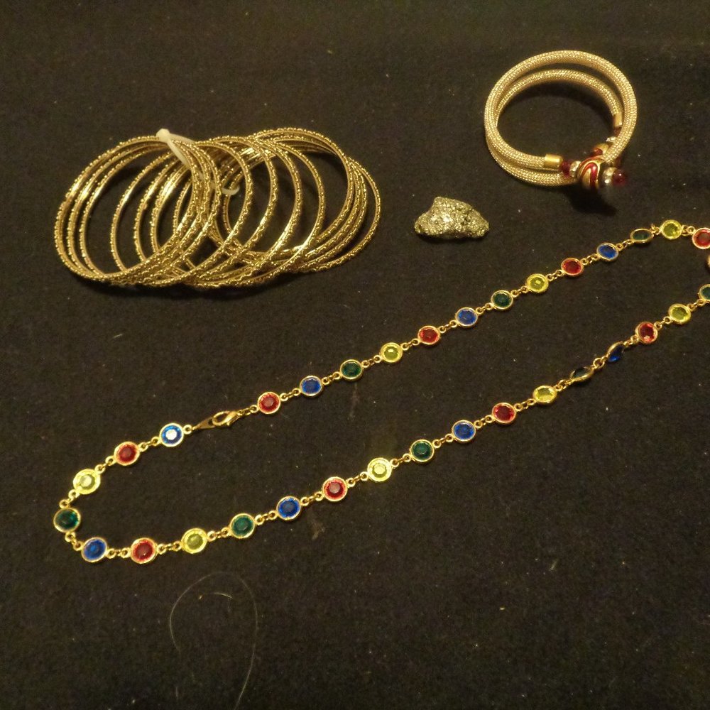 SHINEY & COLORS JEWELRY LOT BUNDLES